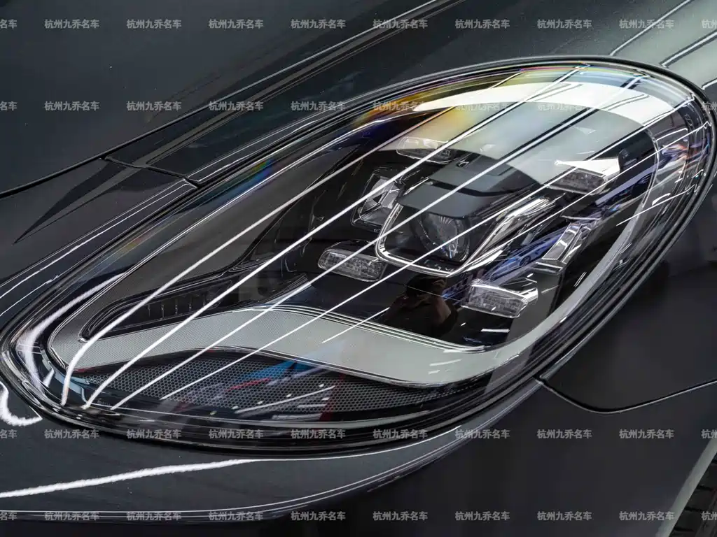 Porsche Panamera 2023 — фото 11