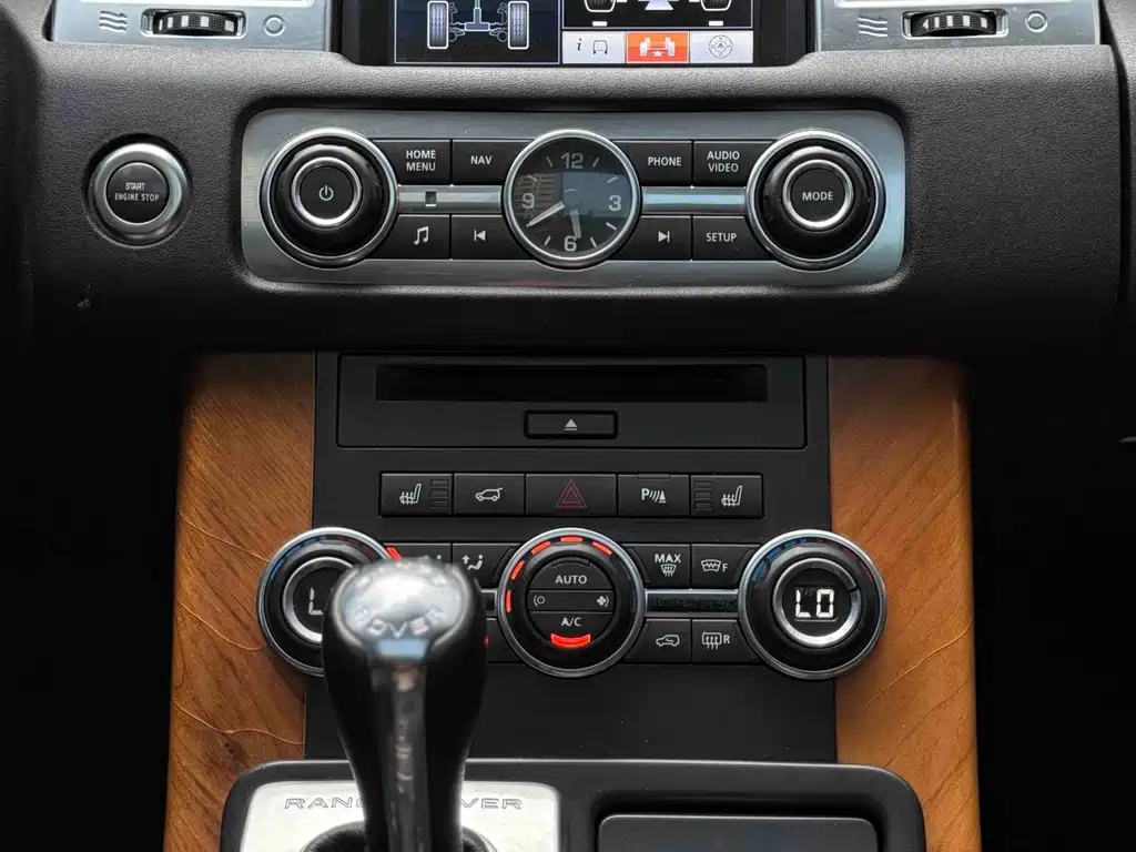 Land Rover Sport 2013 — фото 12