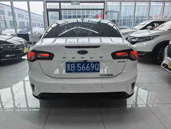 Ford Focus 2023