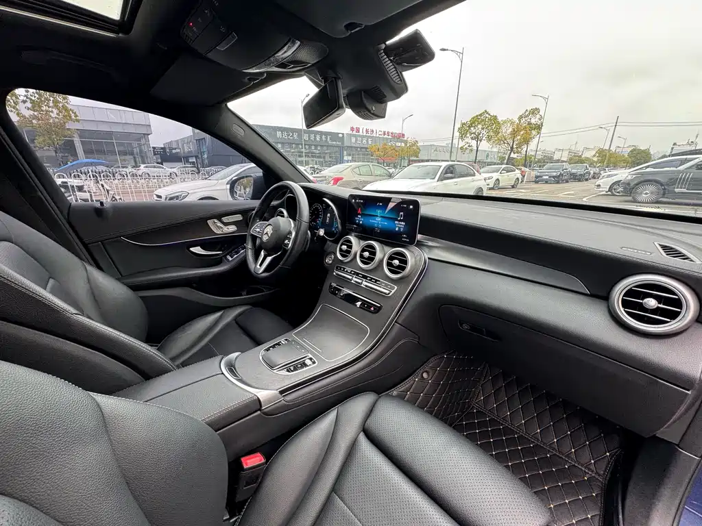 Mercedes-Benz GLC Coupe 2020 — фото 14