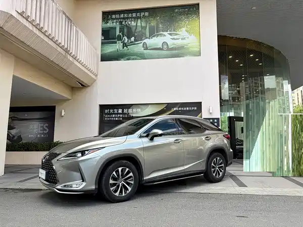 Lexus RX 2021