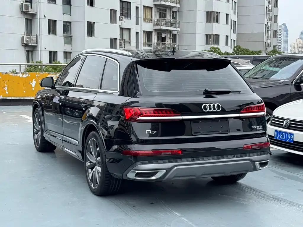 Audi Q7 2023