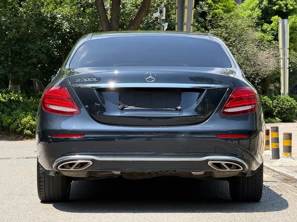Mercedes-Benz E-Class 2017