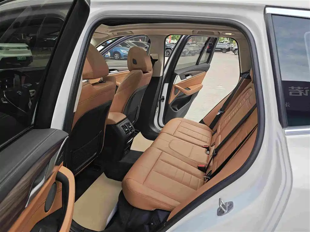 BMW X3 2021