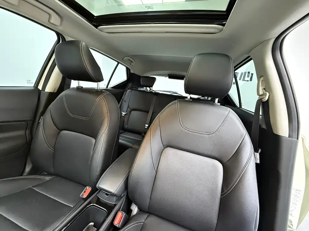 Nissan Kicks 2024 — фото 15