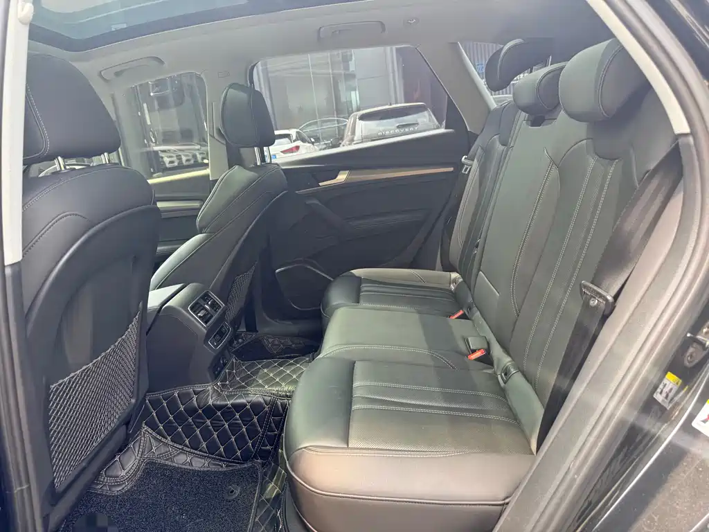 Audi Q5L 2022