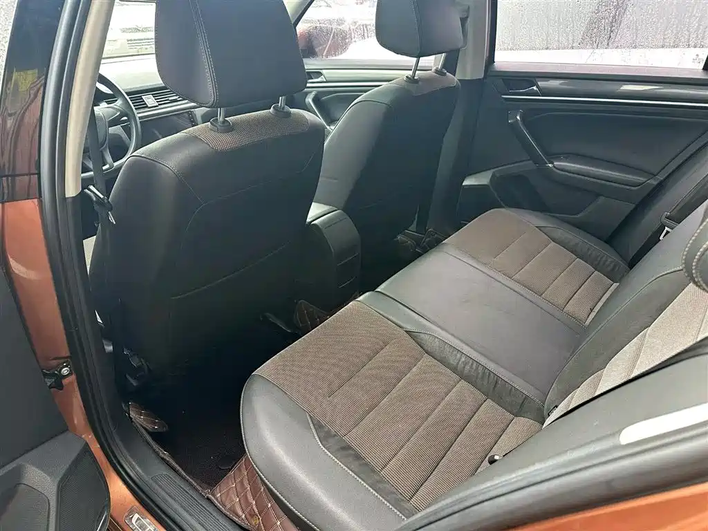 Volkswagen C-Trek 2017 — фото 6