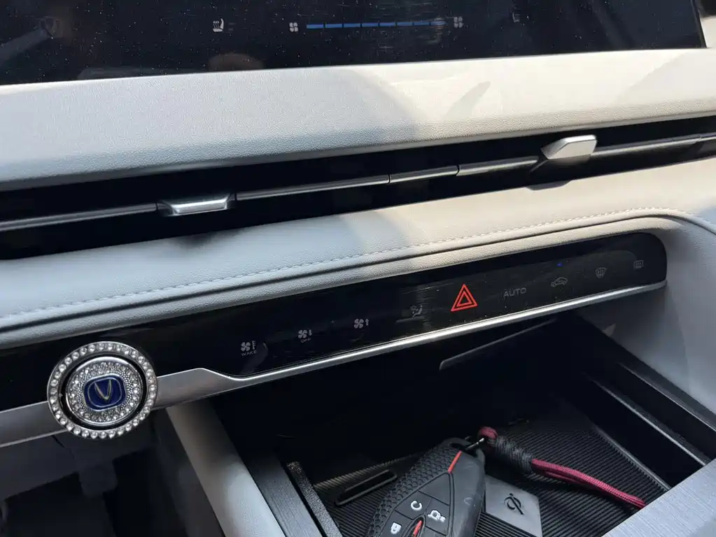 Changan CS75 PLUS 2024 — фото 15