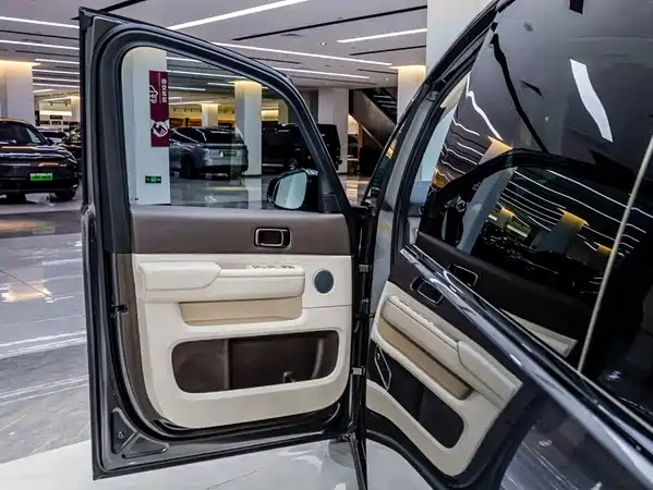 Li Auto MEGA 2024
