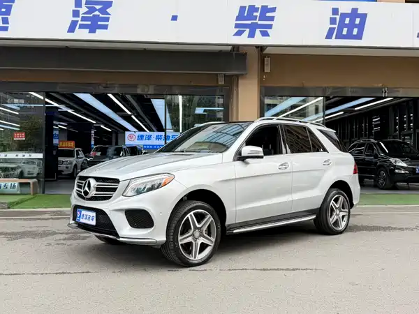 Mercedes-Benz GLE 2015