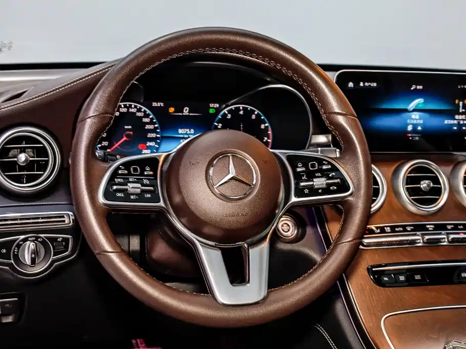 Mercedes-Benz GLC 2020 — фото 22