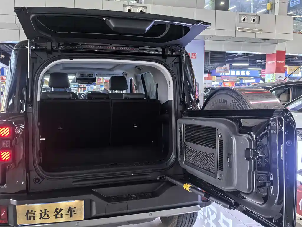 Beijing Off-Road BJ40 2025 — фото 14