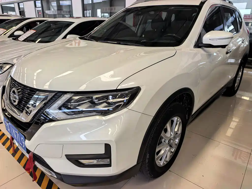Nissan X-Trail 2021 — фото 1