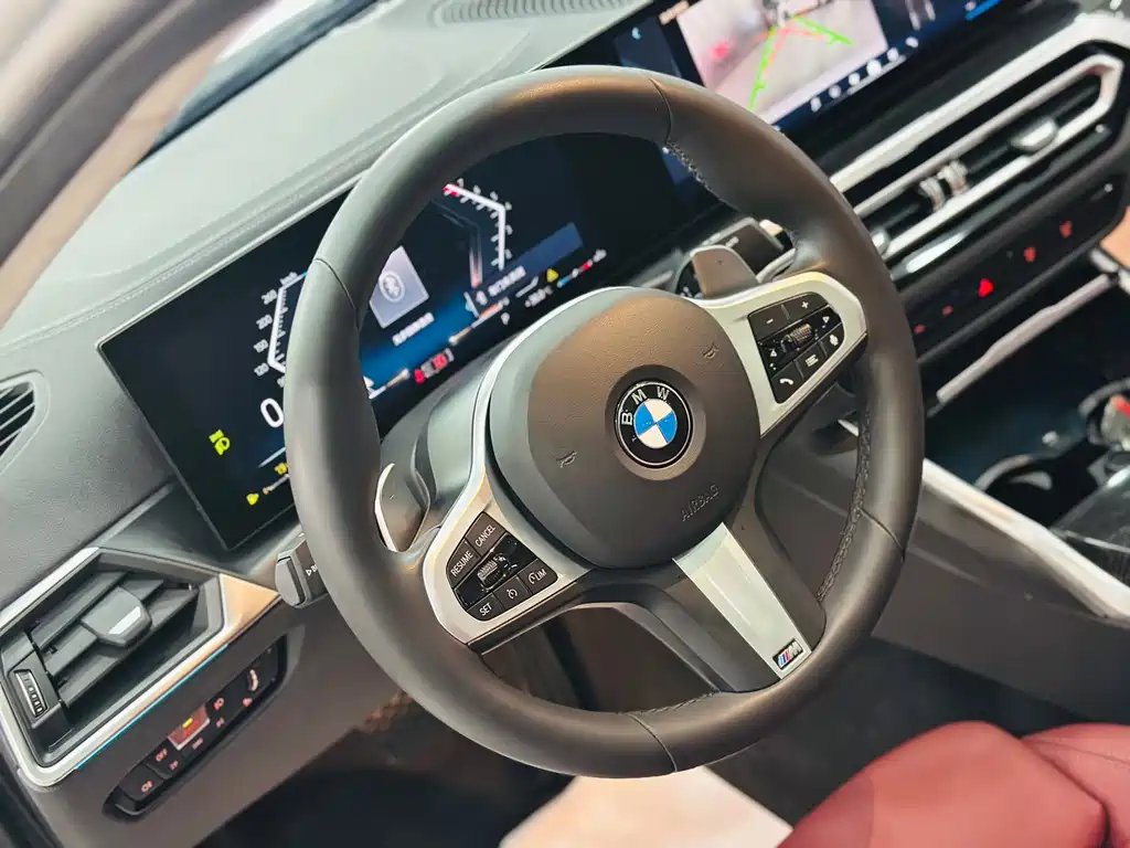 BMW 3 Series 2024 — фото 12