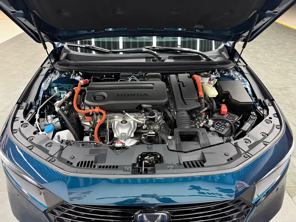 Honda Accord New Energy 2023 — фото 19