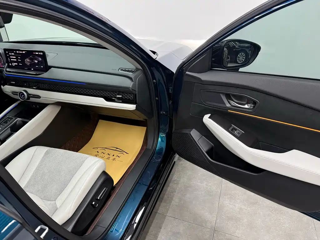 Honda Accord New Energy 2023 — фото 10