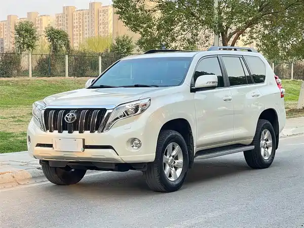Toyota Prado 2016