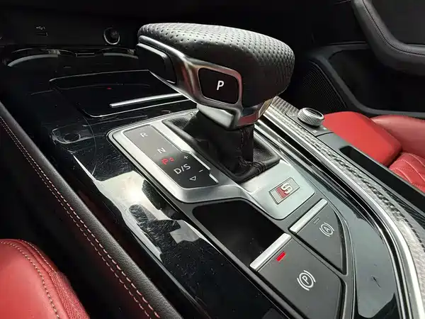 Audi S4 2024