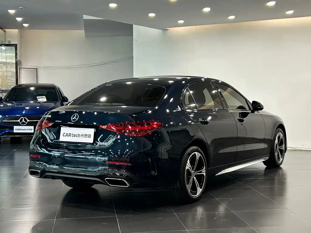 Mercedes-Benz C-Class 2022 — фото 10