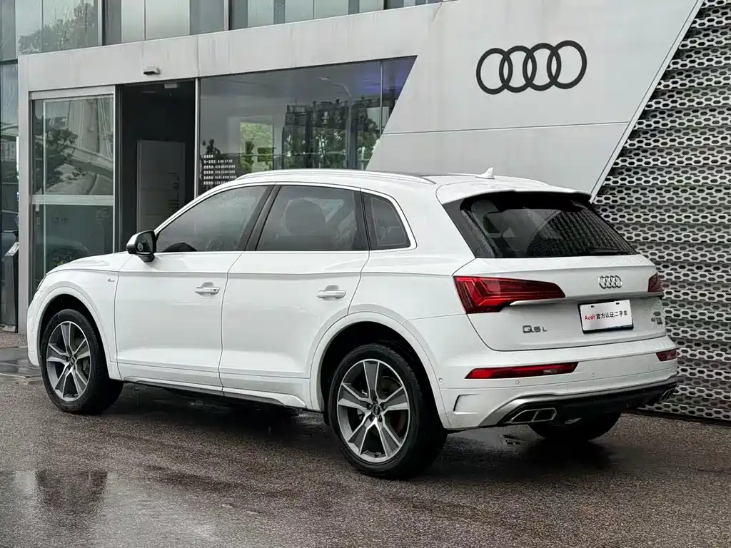 Audi Q5L 2021 — фото 4