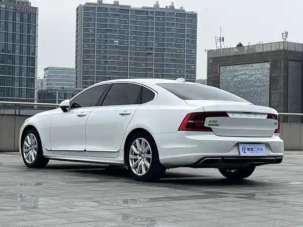 Volvo S90 2020
