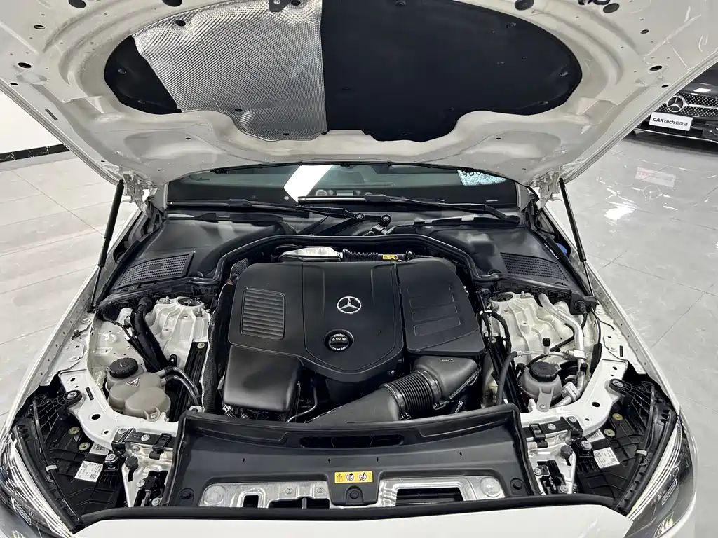 Mercedes-Benz C-Class 2022 — фото 18