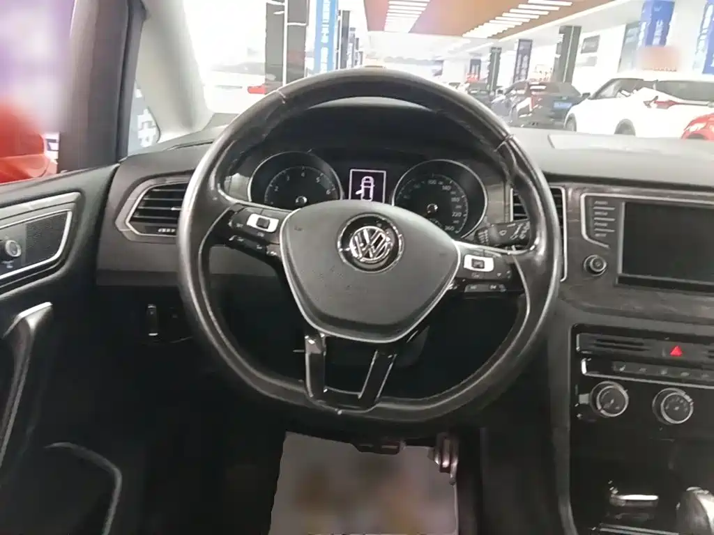 Volkswagen Golf Jialu 2017 — фото 11
