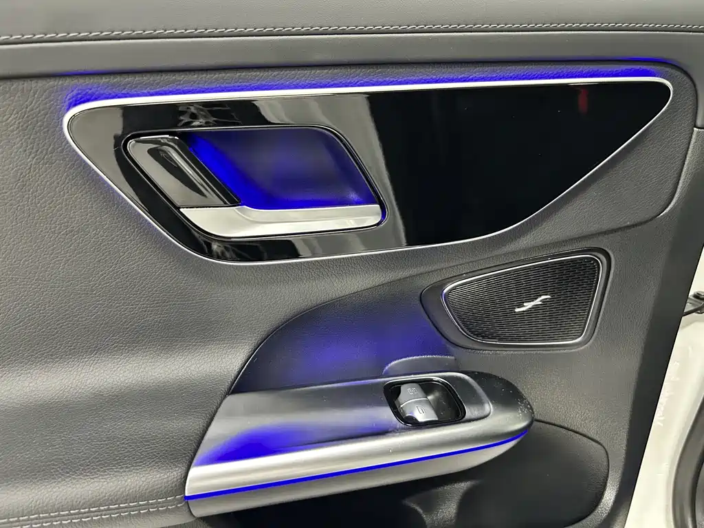 Mercedes-Benz C-Class 2022 — фото 15