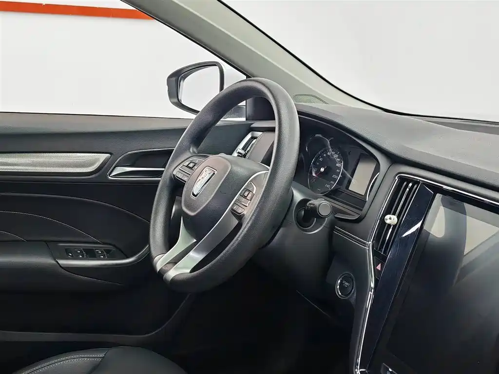 Roewe i6 Classic 2020 — фото 22