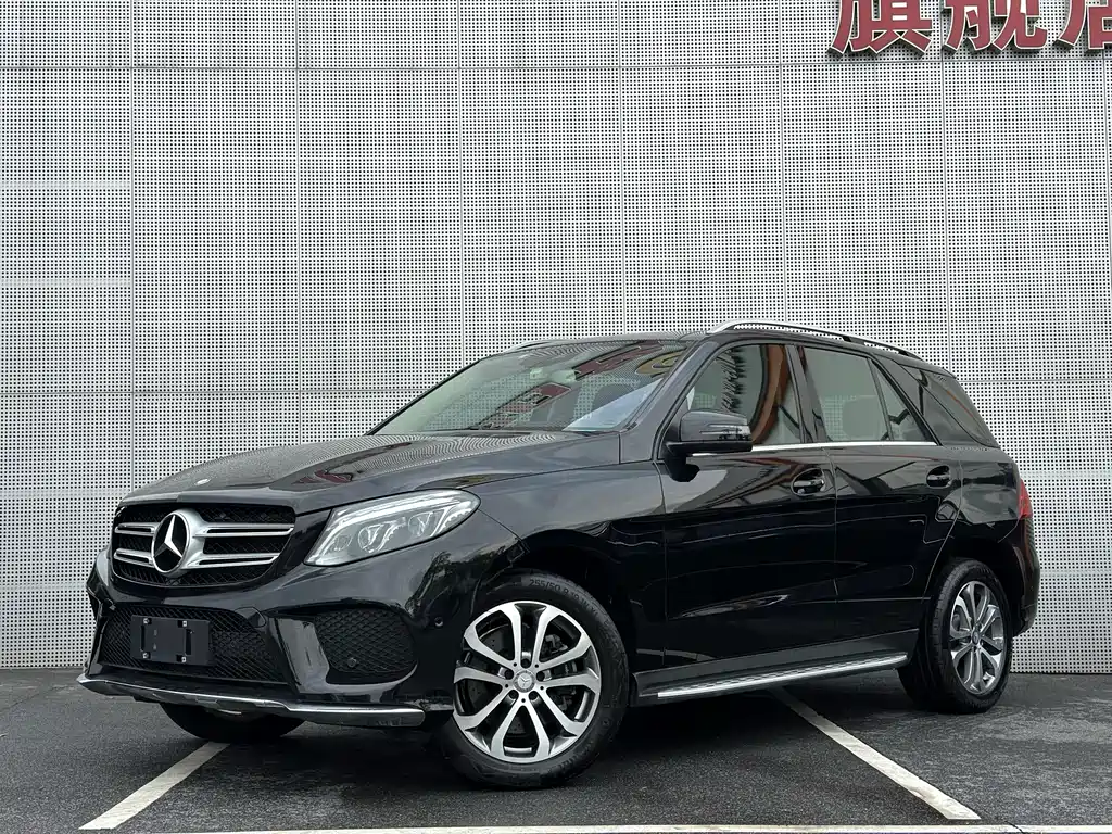 Mercedes-Benz GLE 2018 — фото 42