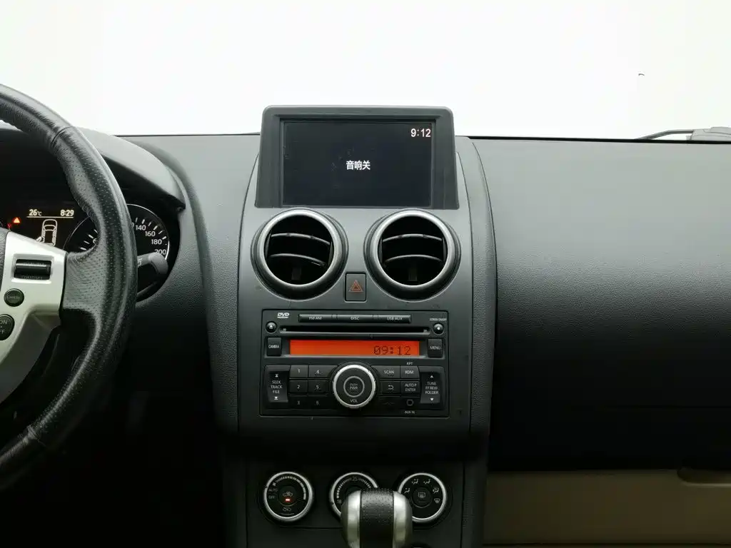 Nissan Qashqai 2012 — фото 12
