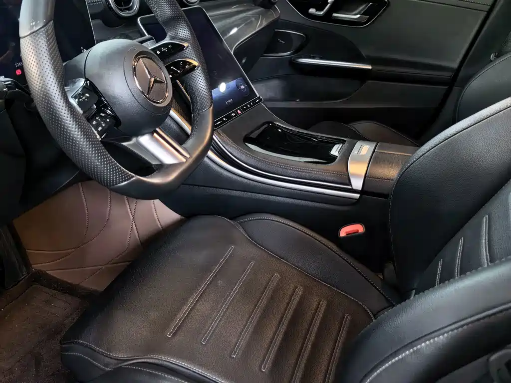 Mercedes-Benz C-Class 2022 — фото 4