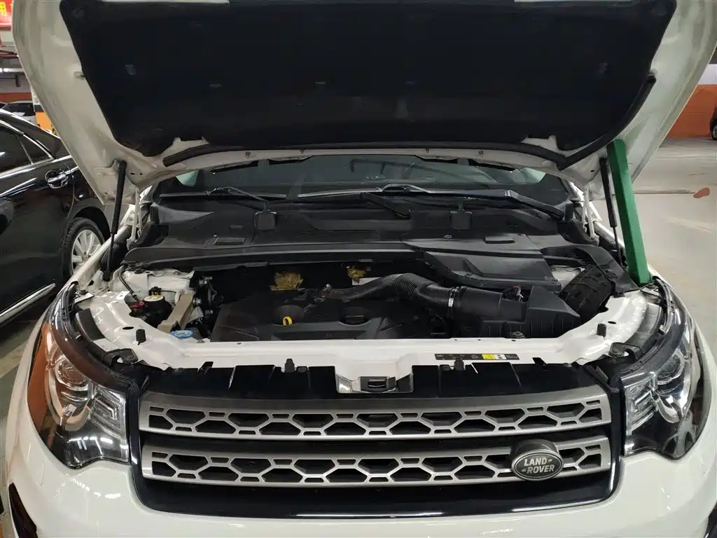 Land Rover Discovery Sport 2016 — фото 20