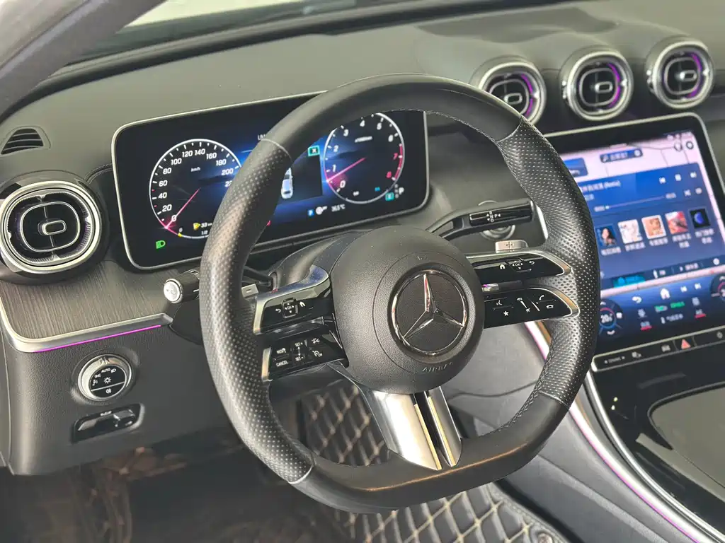 Mercedes-Benz C-Class 2023