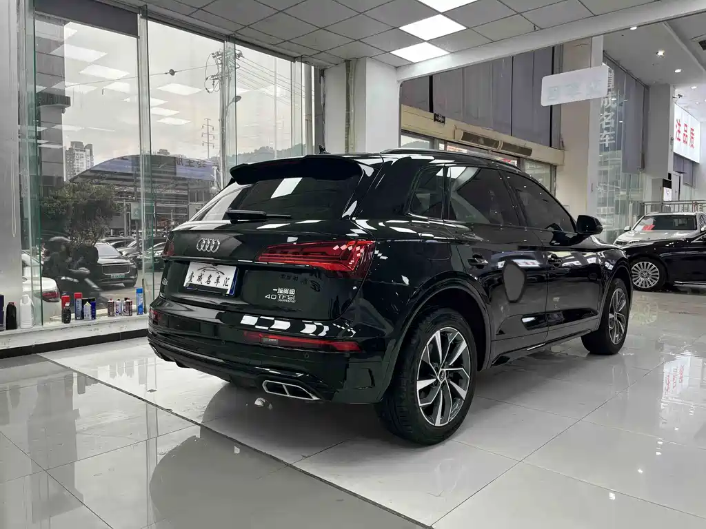 Audi Q5L 2023 — фото 9