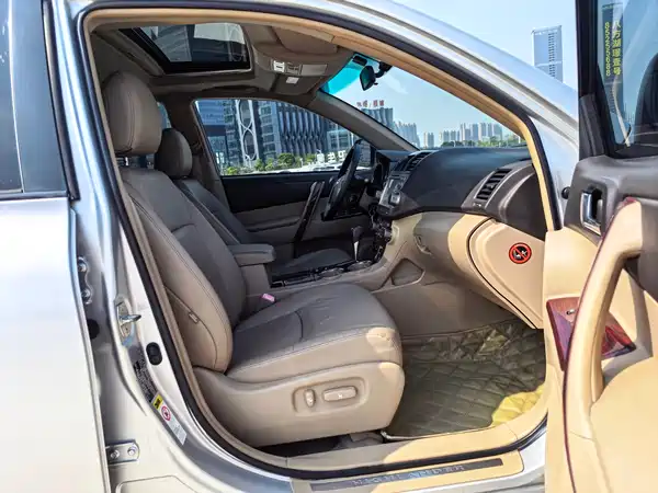 Toyota Highlander 2010