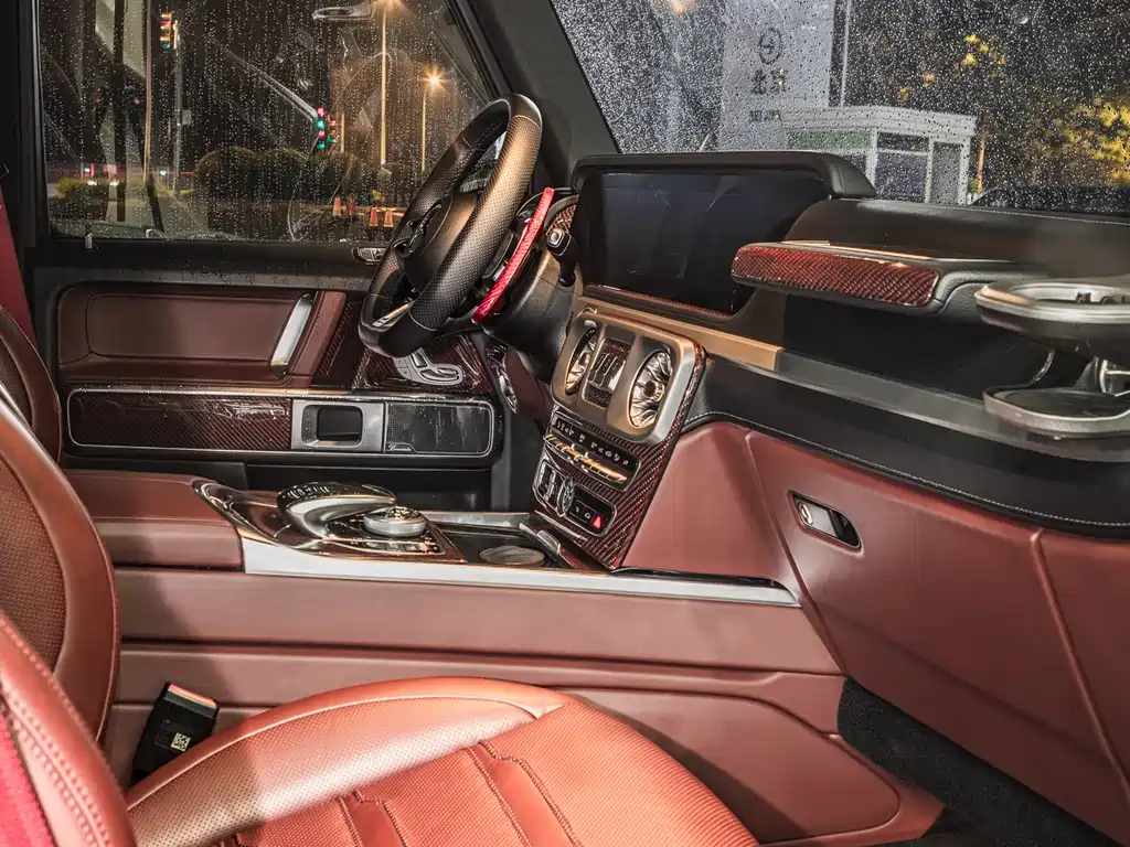 Mercedes-Benz G-Class 2024