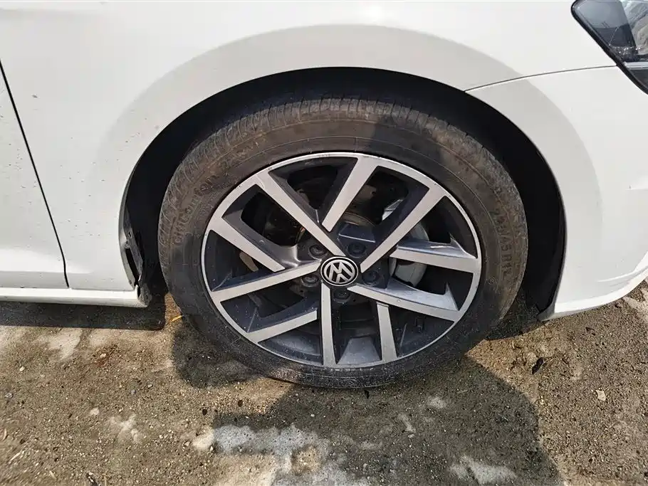 Volkswagen Golf 2020