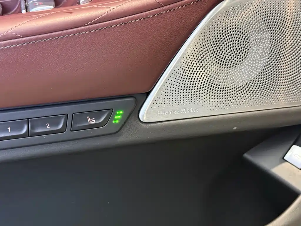 BMW 7 Series 2021 — фото 13