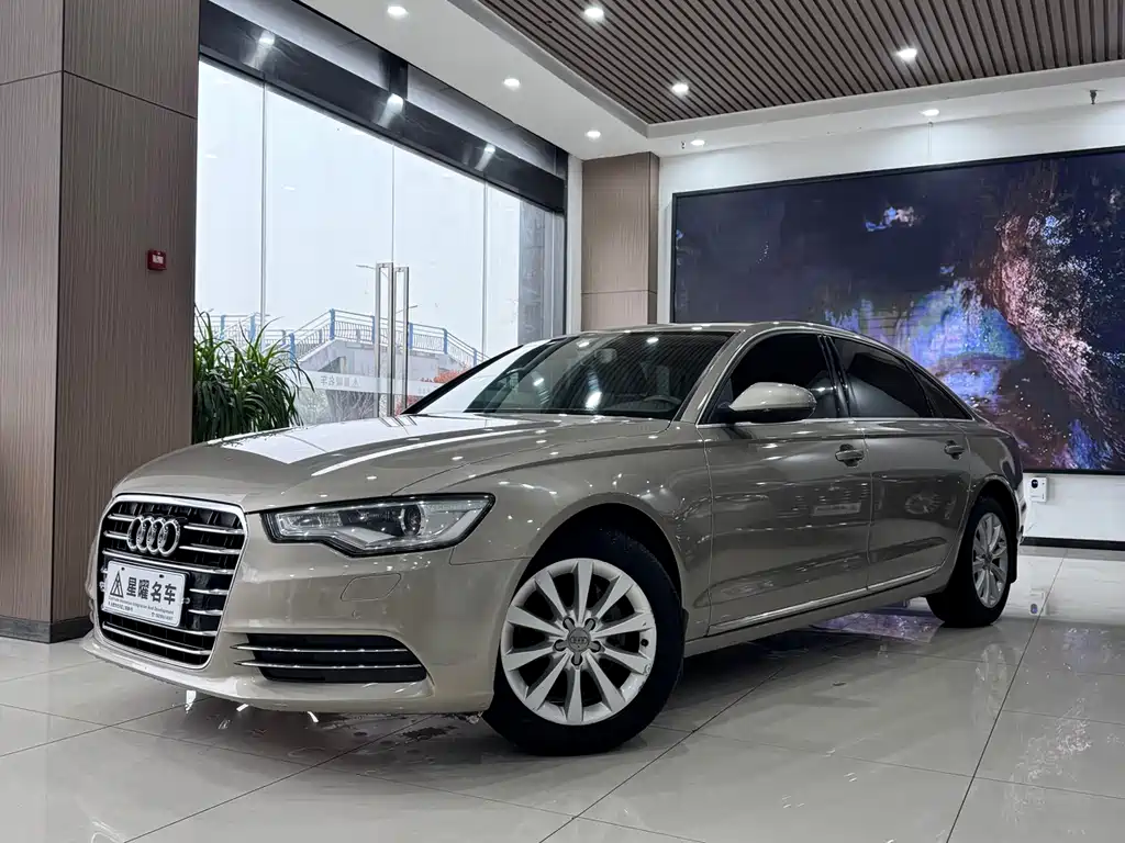 Audi A6L 2013 — фото 1