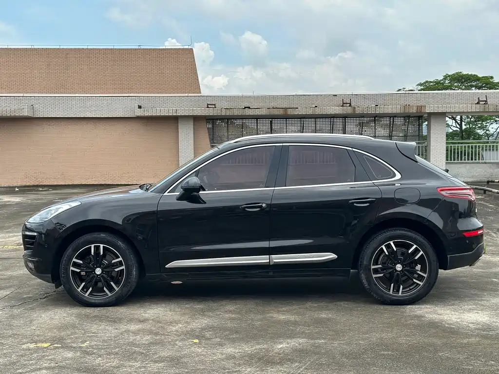 Zotye SR9 2017 — фото 8