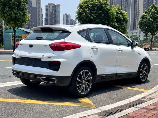 Geely Emgrand GS 2018