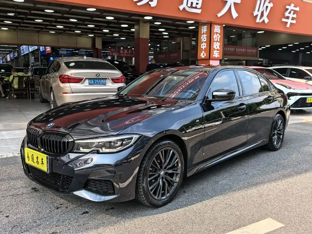 BMW 3 Series 2022
