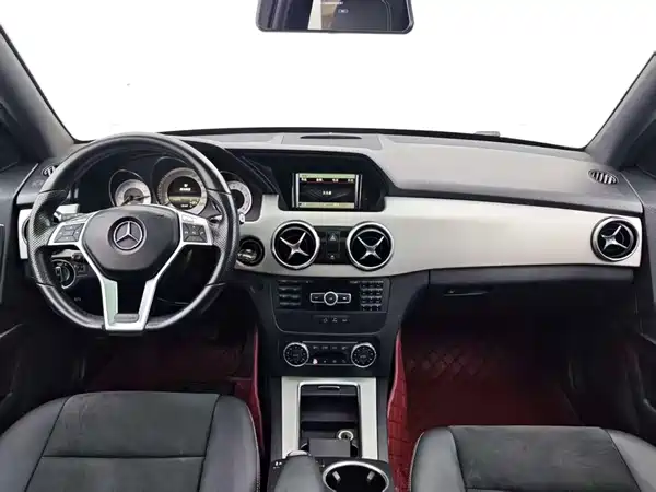 Mercedes-Benz GLK-Class 2015