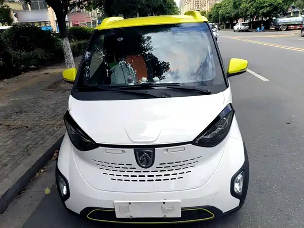 Baojun E100 2020