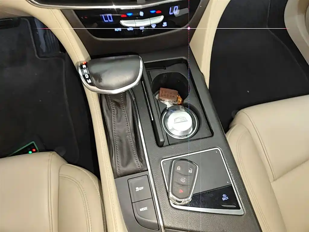 Cadillac CT6 2017 — фото 14