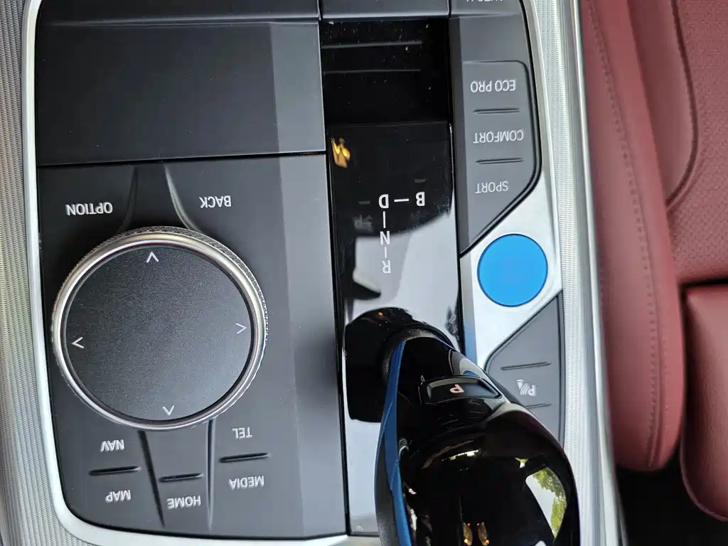BMW i4 2026 — фото 10