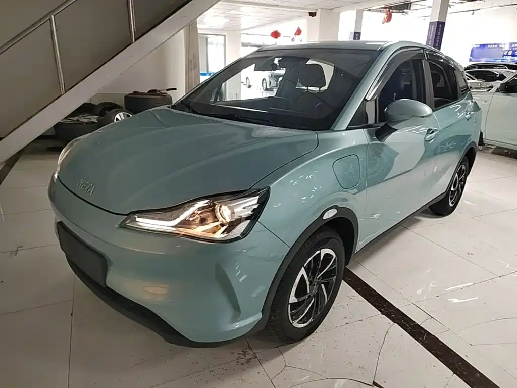 Neta V 2022