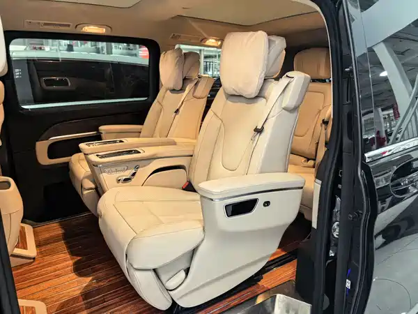 Mercedes-Benz V-Class 2021