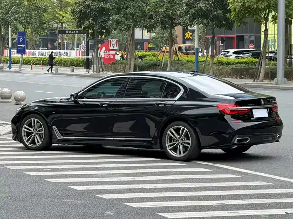 BMW 7 Series 2018